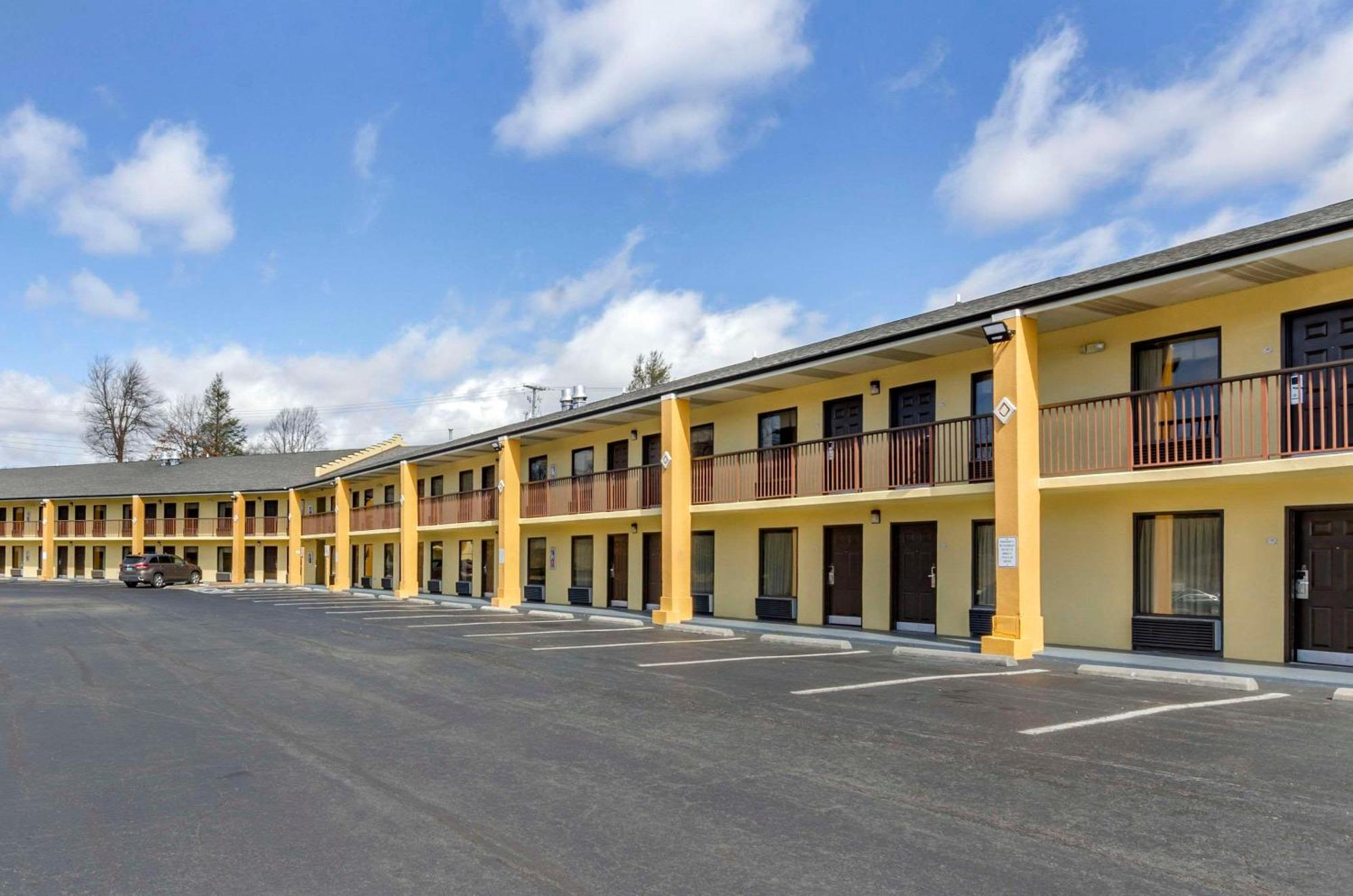 Quality Inn Hillsville Eksteriør billede